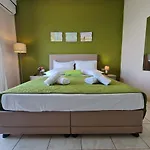 Kiki'S Seaview House