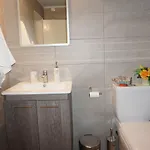 아파트 Kiki'S Seaview House *