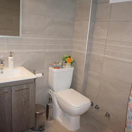 Kikis House Apartment